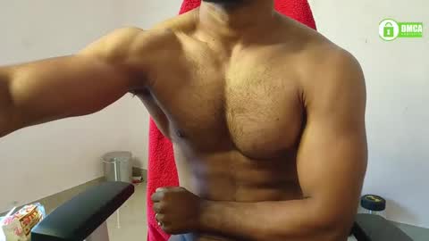 Snapshot of insanestud_miles chatting on 01-11-25, 04:06 Miles online show from 01-11-25, 04:06