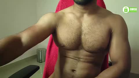 Snapshot of insanestud_miles chatting on 01-12-25, 06:16 Miles online show from 01-12-25, 06:16