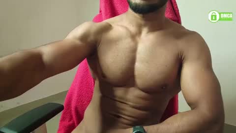 Snapshot of insanestud_miles chatting on 02-19-25, 05:49 Miles online show from 02-19-25, 05:49