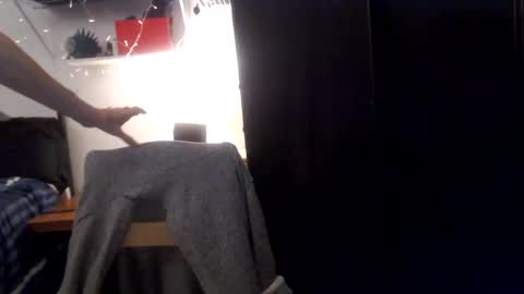 Snapshot of insatiable_veronica chatting on 10-06-25, 08:28 insatiable_veronica online show from 10-06-25, 08:28