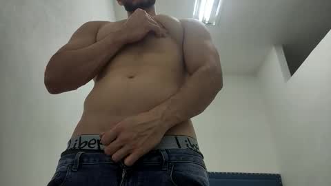 INSTAGRAM  camilodlx online show from 12-14-25, 04:45