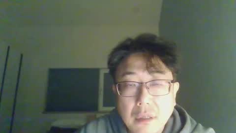 Snapshot of insuclee197641 chatting on 01-08-26, 01:24 insuclee197641 online show from 01-08-26, 01:24