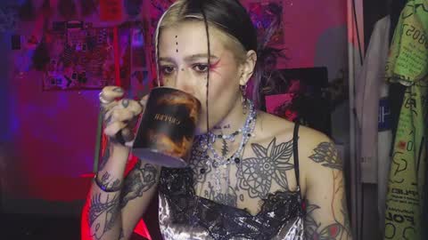 Insunnity666 online show from 12-10-24, 09:33