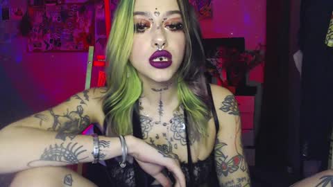 Insunnity666 online show from 01-28-25, 08:04