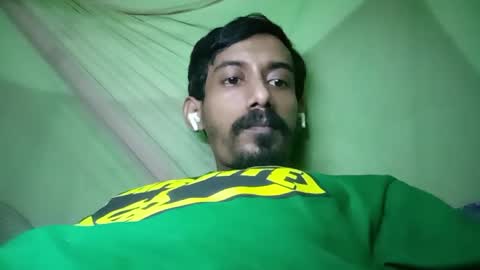 Snapshot of interne8famous chatting on 10-31-25, 12:17 interne8famous online show from 10-31-25, 12:17