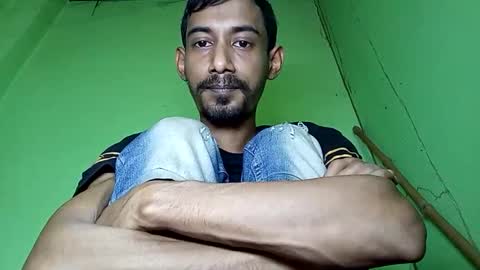 interne8famous online show from 12-01-25, 10:53