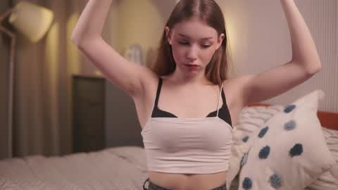 Avie online show from 03-24-26, 05:29