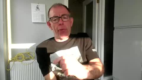 inthemood63 online show from 04-26-26, 06:49