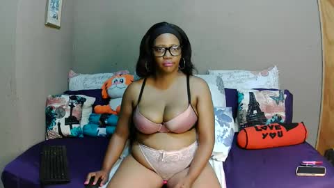 boniswa caroline online show from 03-17-26, 03:44