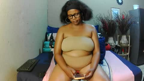 boniswa caroline online show from 04-11-26, 07:18