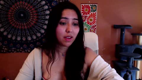 Snapshot of intimatetales chatting on 02-25-25, 03:38 Africa online show from 02-25-25, 03:38