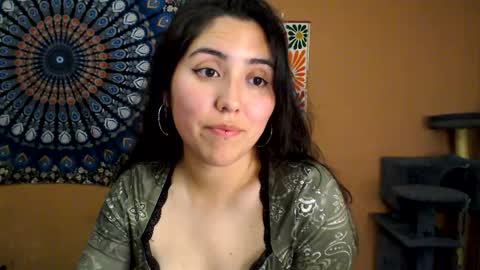 Snapshot of intimatetales chatting on 11-14-25, 07:01 Africa online show from 11-14-25, 07:01