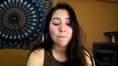 Snapshot of intimatetales chatting on 11-16-25, 08:47 Africa online show from 11-16-25, 08:47