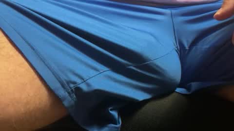 intressiert online show from 04-15-26, 06:48