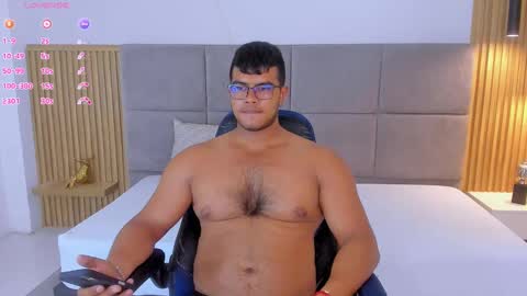 Snapshot of iori_21 chatting on 02-25-25, 02:14 iori online show from 02-25-25, 02:14