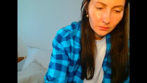 Snapshot of irina9793 chatting on 01-07-26, 09:23 irina online show from 01-07-26, 09:23