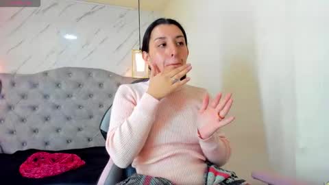 iris_77 online show from 10-14-25, 06:20