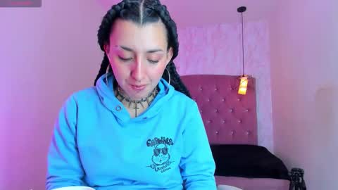 iris_77 online show from 11-29-25, 05:05