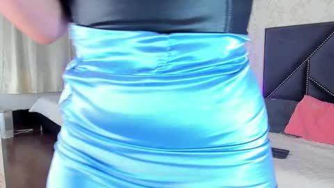 Snapshot of iris_bells chatting on 11-21-25, 03:54 Queen Iris online show from 11-21-25, 03:54