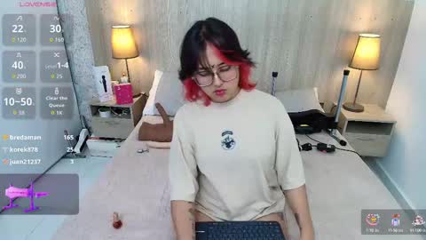 Snapshot of iris_gomez chatting on 10-08-25, 12:41 Iris online show from 10-08-25, 12:41