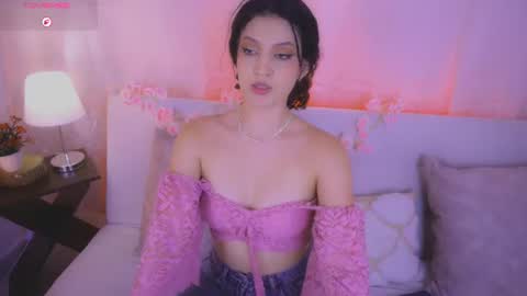 Maia Glow online show from 07-21-26, 06:43