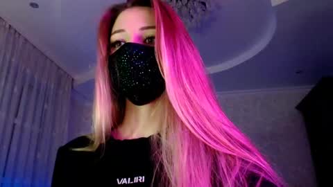 Lily online show from 07-04-26, 07:09