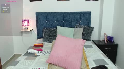 Snapshot of iris_love18 chatting on 12-11-24, 11:19 IRIS online show from 12-11-24, 11:19