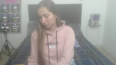 Snapshot of iris_love18 chatting on 02-10-25, 01:46 IRIS online show from 02-10-25, 01:46