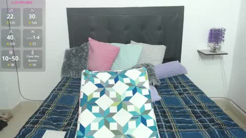 Snapshot of iris_love18 chatting on 02-13-25, 11:50 IRIS online show from 02-13-25, 11:50