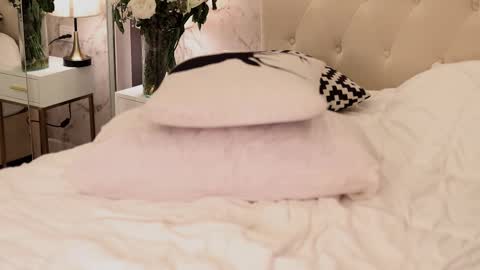 Rhaenyra online show from 02-18-25, 09:21