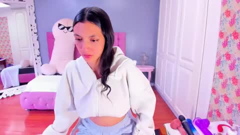 Iris online show from 01-17-25, 01:35