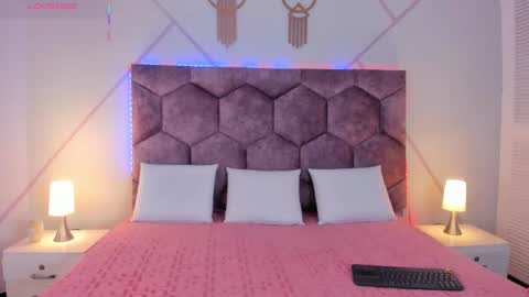 Snapshot of iris_thompson chatting on 11-15-25, 12:52 Iris online show from 11-15-25, 12:52