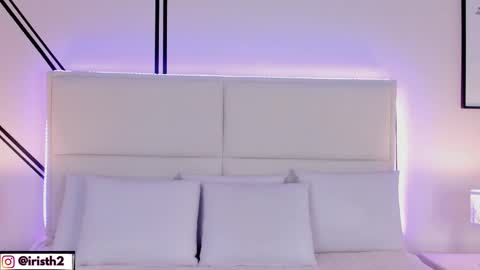 Iris online show from 03-29-26, 05:07