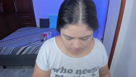 Iris online show from 01-06-26, 01:48