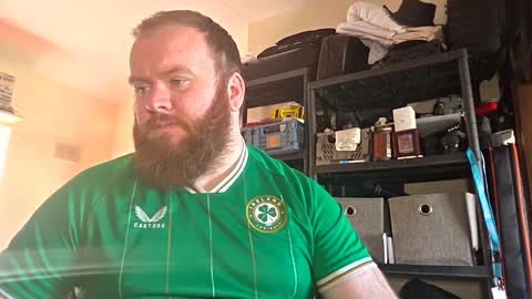 twitter theirishman205 online show from 10-29-25, 12:40