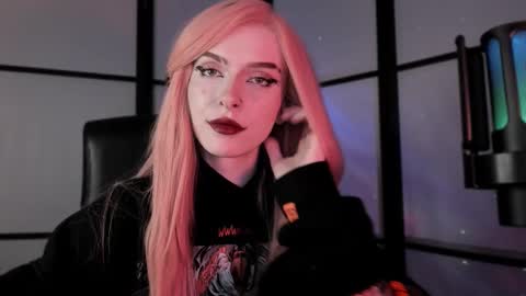 Snapshot of irisice chatting on 02-21-25, 12:17 Miss Iris Fansly Miss Iris new inst. online show from 02-21-25, 12:17