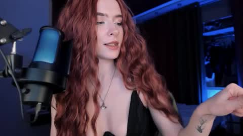 Snapshot of irisice chatting on 09-10-25, 05:46 Miss Iris Fansly Miss Iris new inst. online show from 09-10-25, 05:46