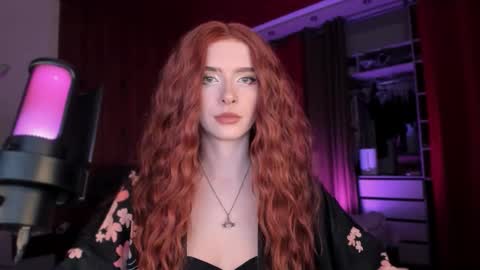 Snapshot of irisice chatting on 09-19-25, 05:02 Miss Iris Fansly Miss Iris new inst. online show from 09-19-25, 05:02