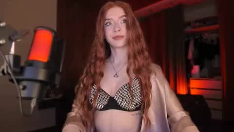 Snapshot of irisice chatting on 10-14-25, 03:57 Miss Iris Fansly Miss Iris new inst. online show from 10-14-25, 03:57