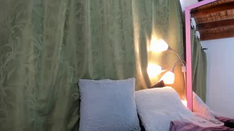 Snapshot of iriss_25 chatting on 03-03-25, 01:31 iris online show from 03-03-25, 01:31