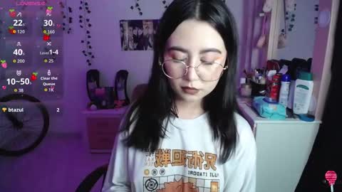 Iris  online show from 11-26-25, 05:08