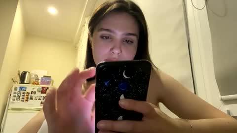 irisss31 online show from 05-09-26, 06:35