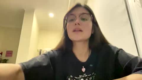 irisss31 online show from 05-20-26, 07:20