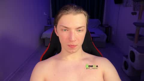 Snapshot of iron__chapman chatting on 12-21-24, 10:19 Iron online show from 12-21-24, 10:19