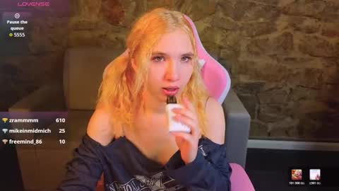 Iron Adele online show from 02-06-26, 02:27