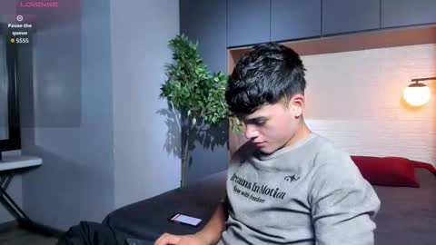 Snapshot of iron_tous chatting on 02-08-26, 08:45 Iron Tous online show from 02-08-26, 08:45