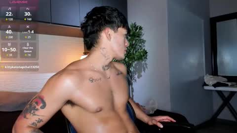 Iron Tous online show from 03-19-26, 09:41