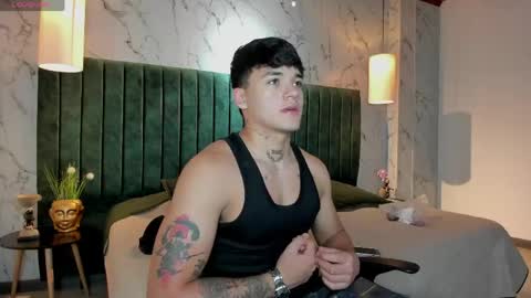 Iron Tous online show from 04-23-26, 09:28