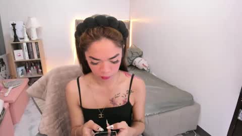 Snapshot of ironheartx chatting on 01-14-25, 04:57 Kylie Babaeng di para sa lahat online show from 01-14-25, 04:57