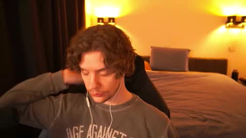 Snapshot of ironthud chatting on 02-23-26, 10:29 Sam online show from 02-23-26, 10:29